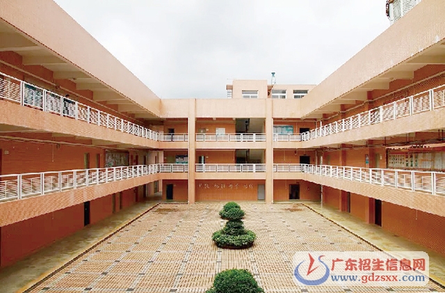 广州城建技工学校招生简章-广东技校排名网